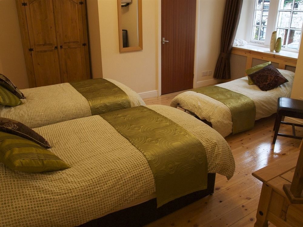 George Inn Tideswell Eksteriør bilde